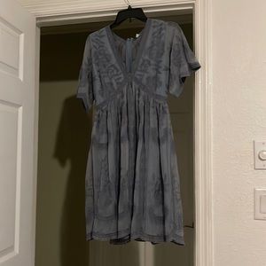 Lace mesh overlay maternity dress - blue